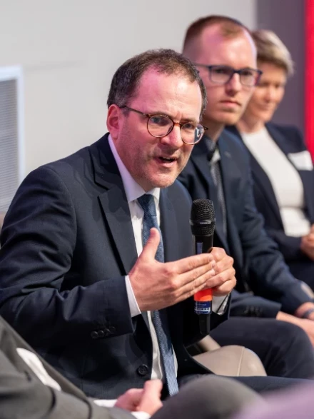 Peter Panitz im Gespräch bei der Jahreskonferenz von MDV und EMMD