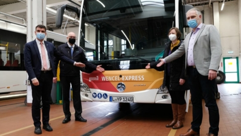 Beklebung des StadtBus Wurzen