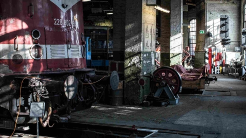 DB Museum Halle, alte Lok im Vordergrund