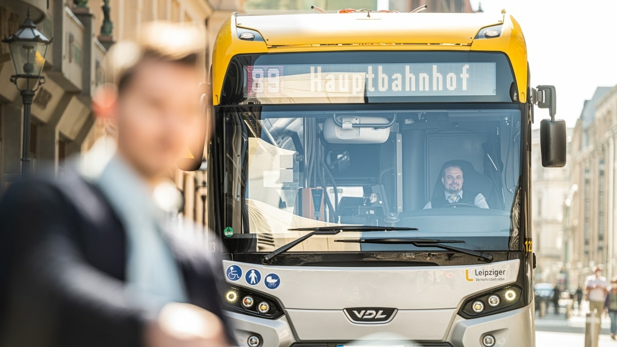 LVB setzt in Leipzig mit EBussen Zeichen für Klimaschutz